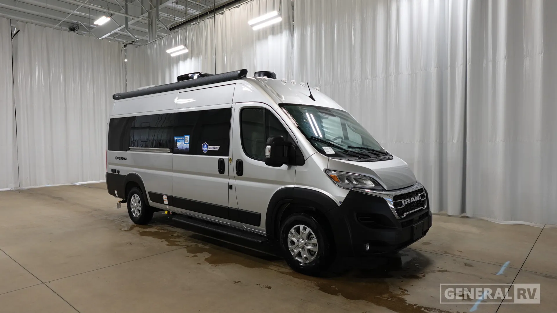 2027 Thor Motor Coach Sequence 20L - Photo 2