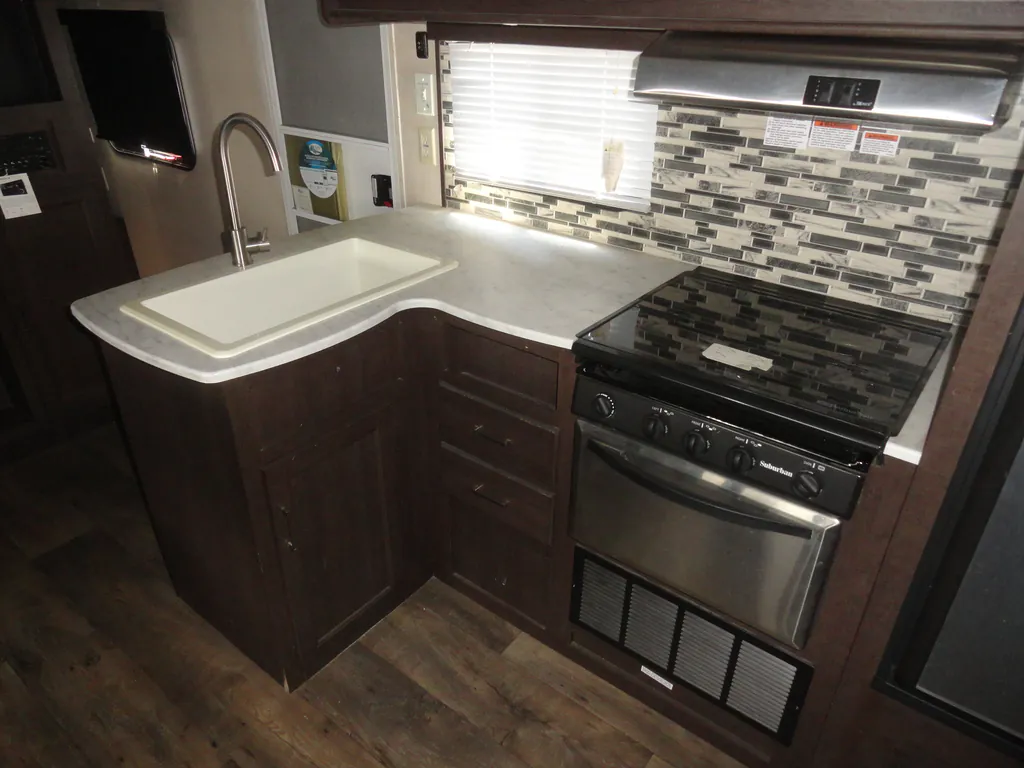 2019 Forest River Wildwood X-Lite 241BHXL, Photos photo 11