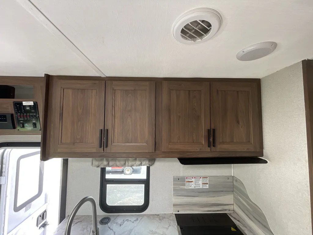 2021 Forest River Sunseeker 2440DS, Photos photo 23