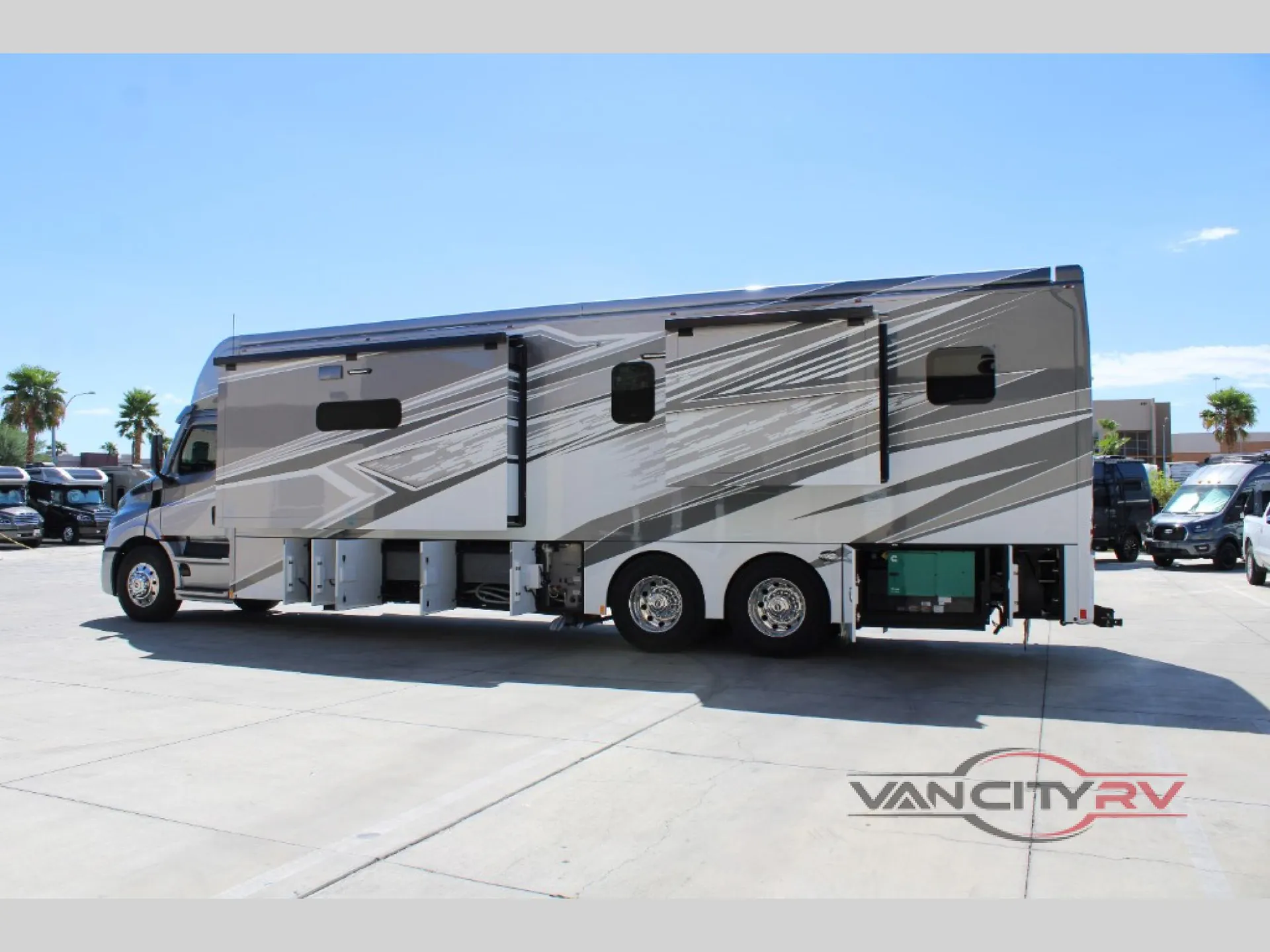 2027 Renegade RV Explorer TS 42RB - Photo 4
