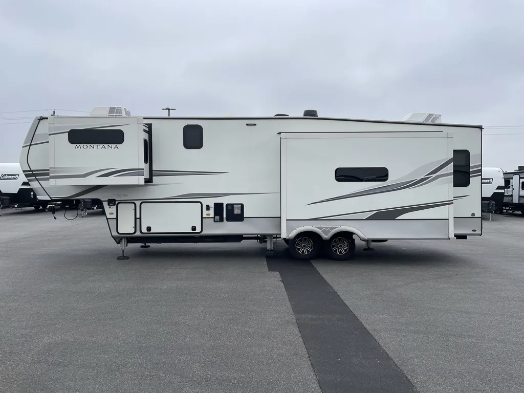 2022 Keystone Montana 3231CK, Photos photo 6