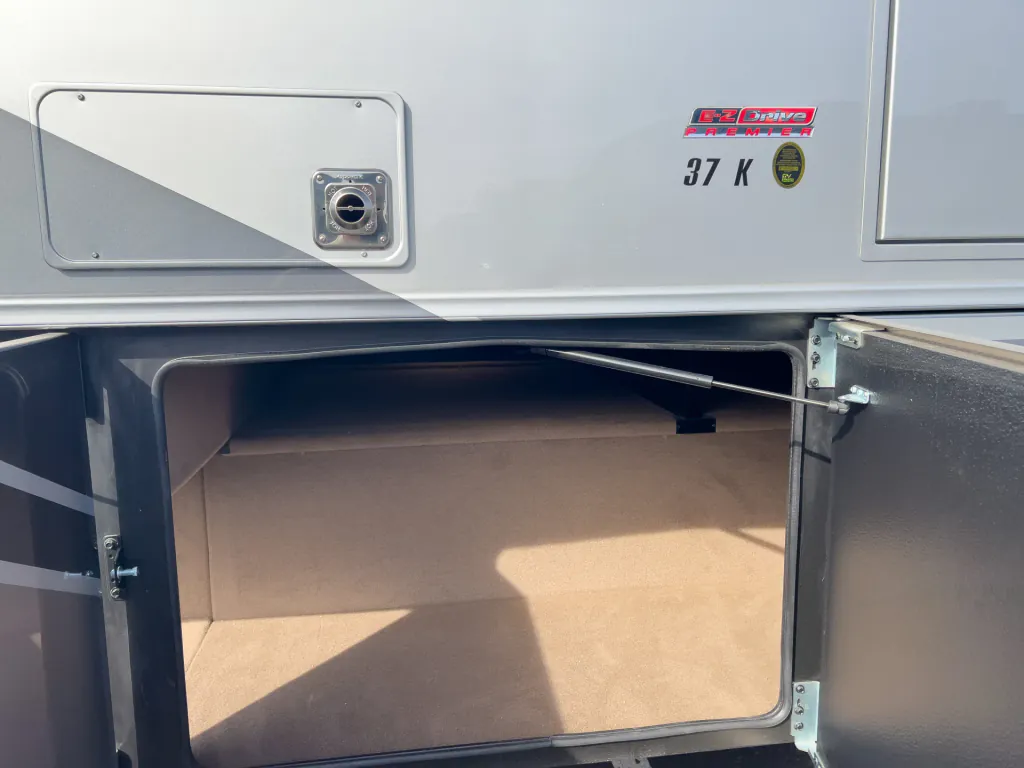 2026 Entegra Coach Accolade 37K, Photos photo 27