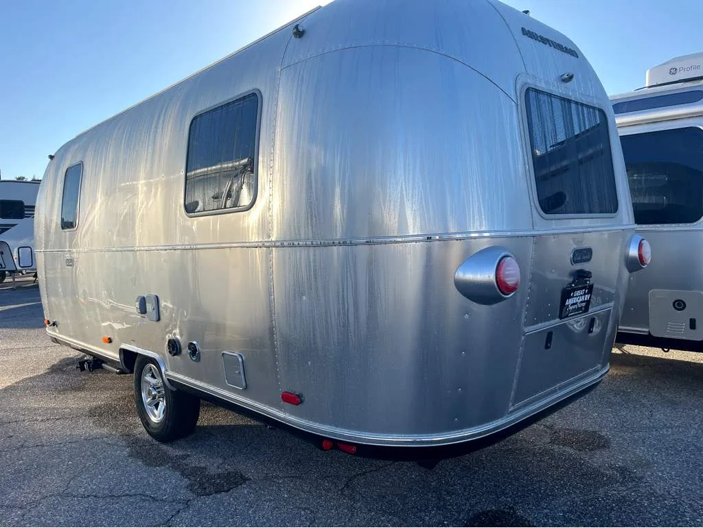 2026 Airstream WORLD TRAVELERUSA 22RB - Photo 4