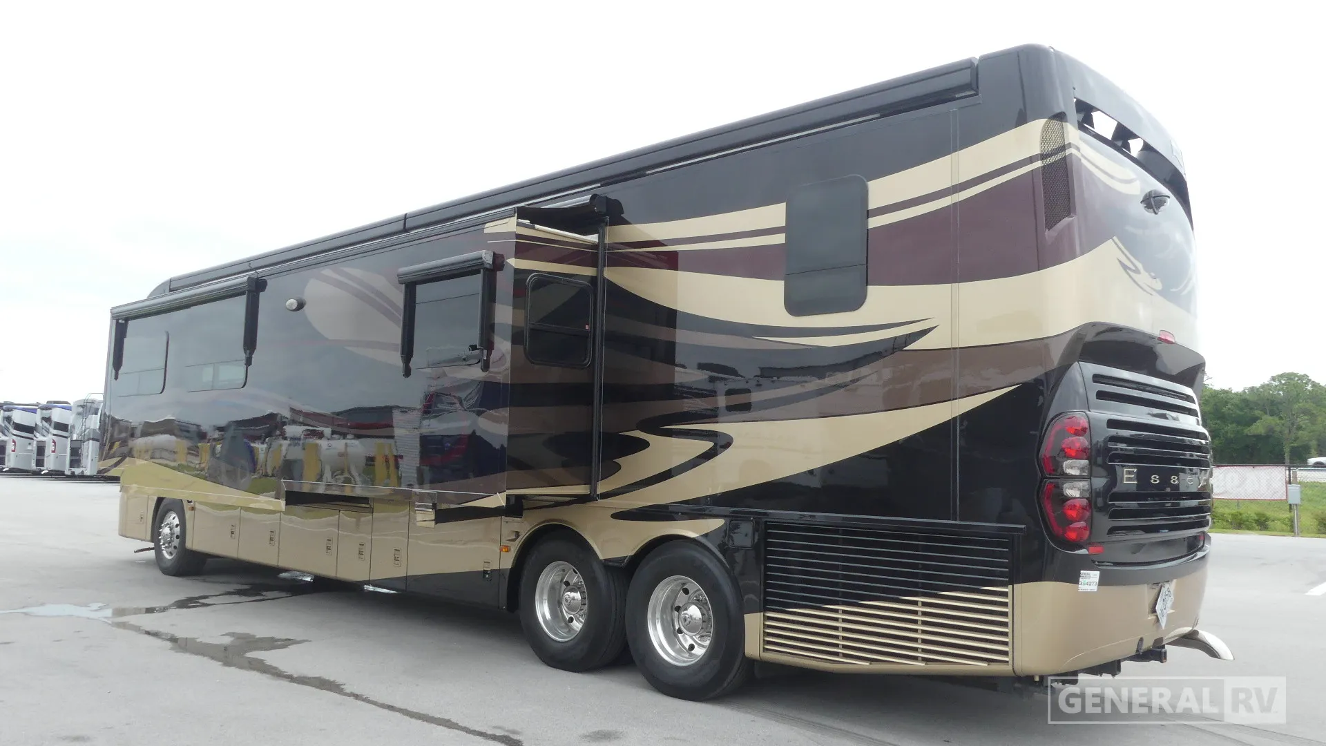 2014 Newmar Essex 4553 - Photo 4