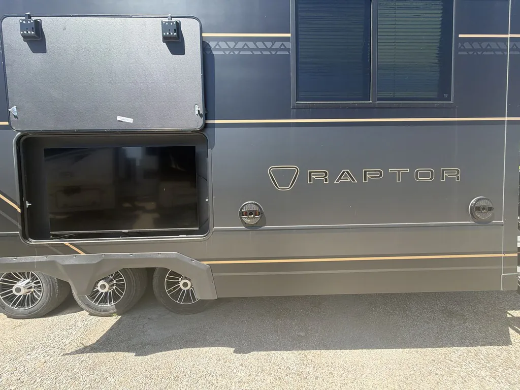 2026 Keystone Raptor 433, Photos photo 19