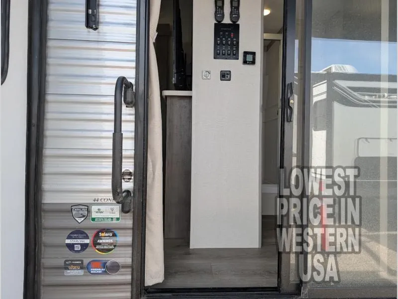 2026 Coachmen Catalina Destination 44CONDO - Photo 4