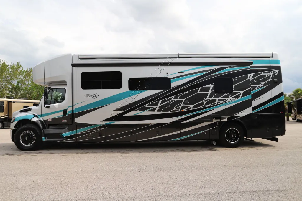 2027 Newmar Super Star 3731, Photos photo 33