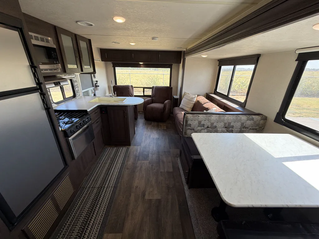 2018 Forest River Wildwood X-Lite 254RLXL, Photos photo 3