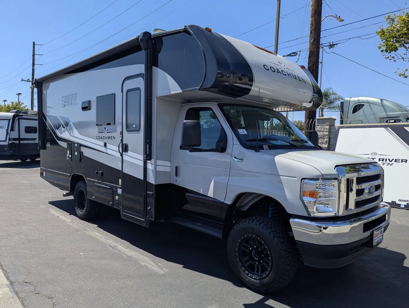 2026 Coachmen Cross Trail 22XG - Photo 2