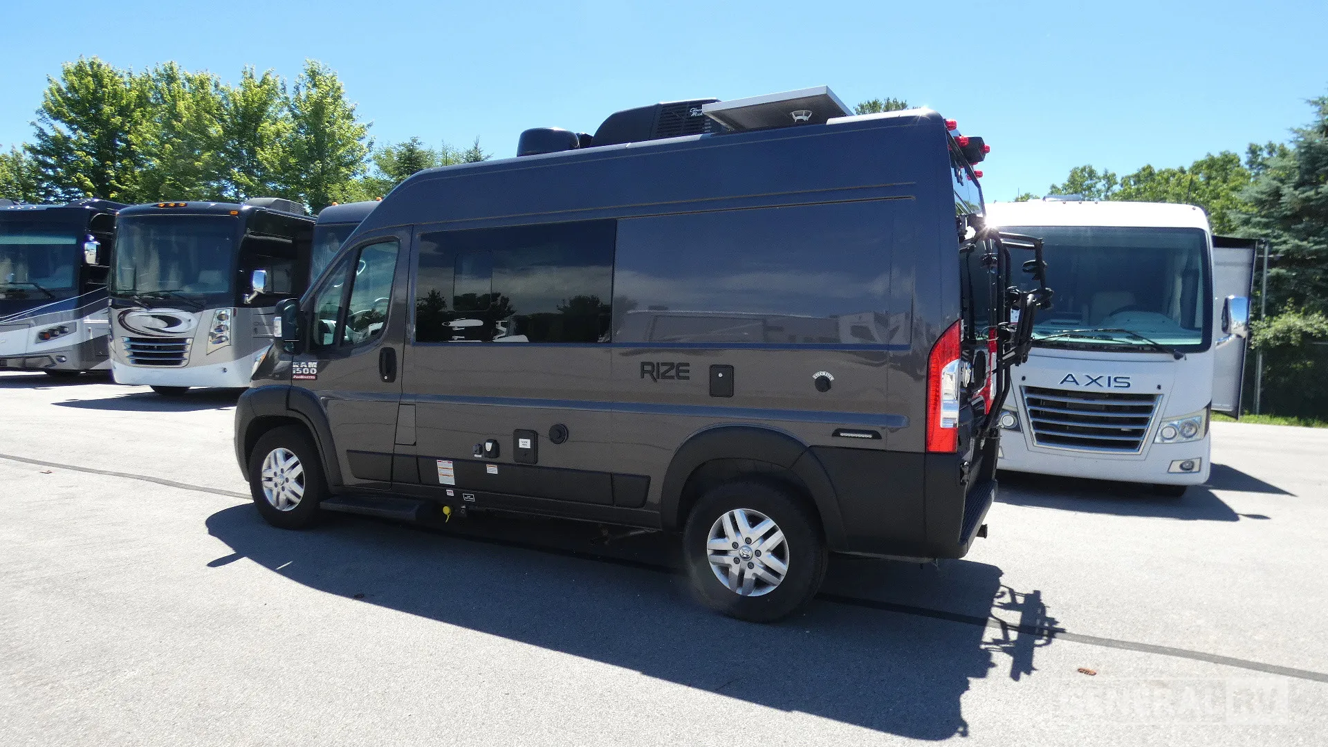 2023 Thor Motor Coach Rize 18M - Photo 4