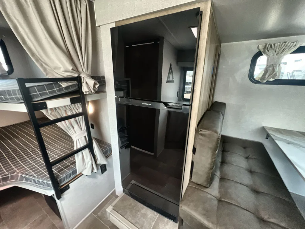 2026 Forest River Airelume 265, Photos photo 8