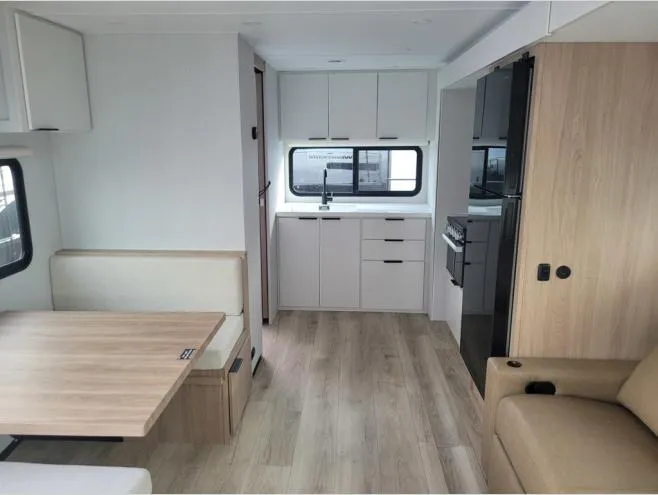 2026 Winnebago Thrive 22MLS - Photo 4