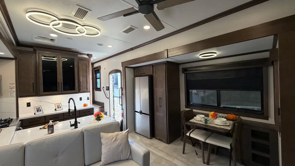 2025 Forest River RiverStone 44DBL, Photos photo 7