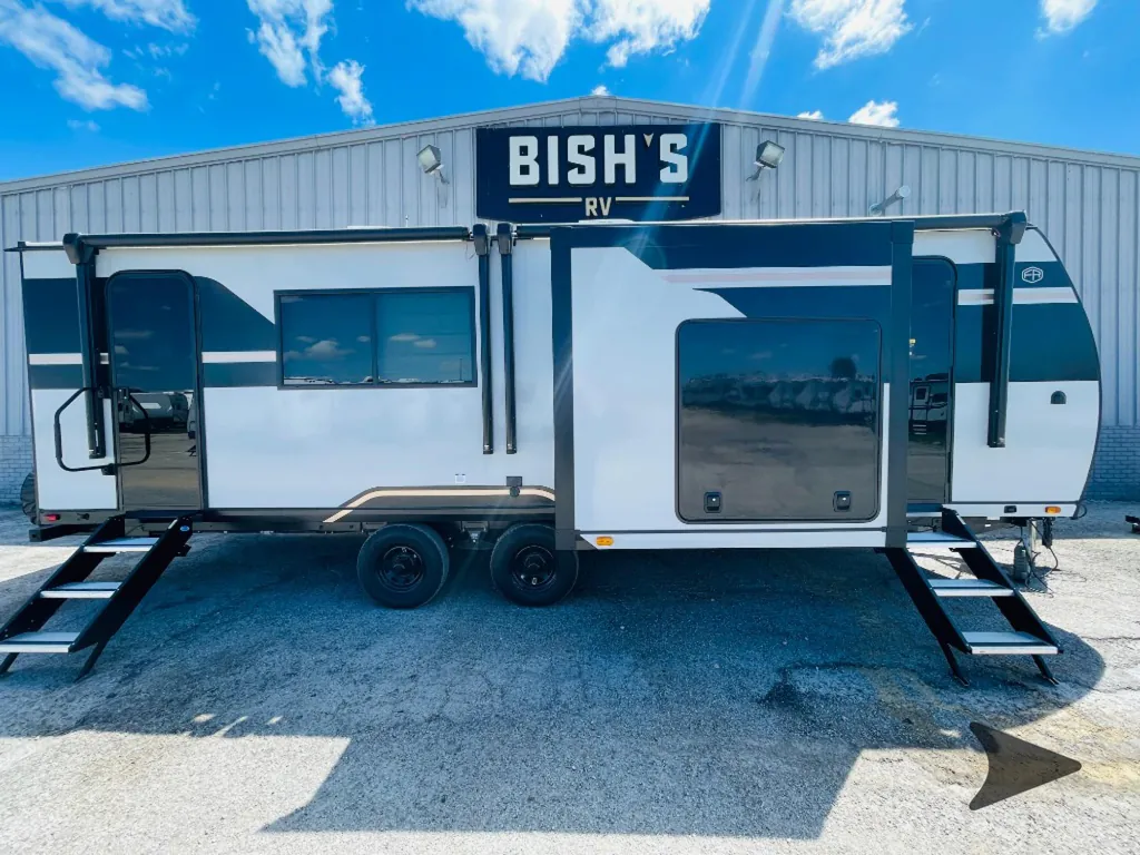 2026 Forest River Vibe Extreme Lite 2500FIK, Photos photo 4