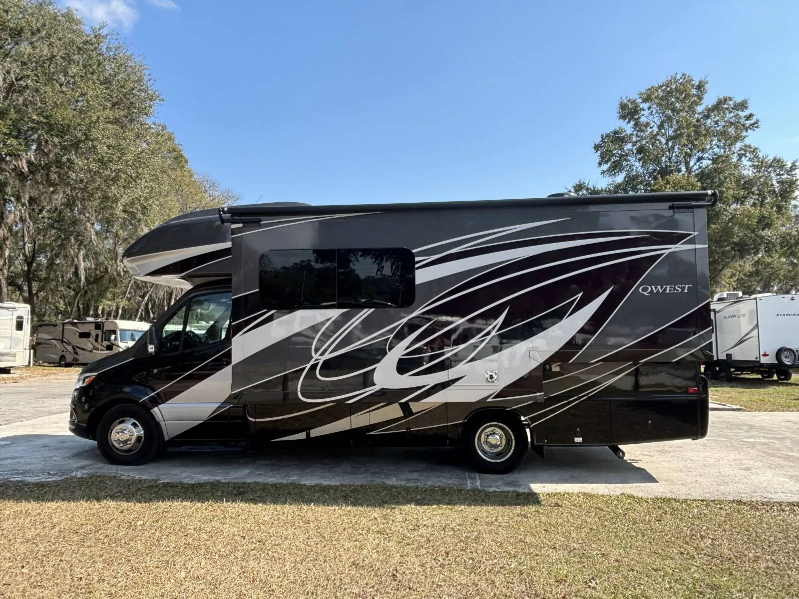 2022 Entegra Coach ENTEGRA USED    24L SPRINTER - Photo 4