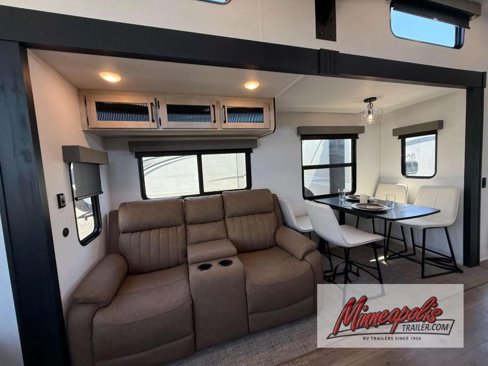 2027 Forest River Puma Vista 402LFT — Photo 5