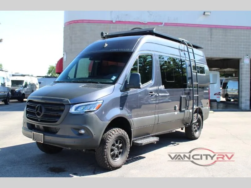 2025 Storyteller Overland Storyteller Overland Used   DARKMODE XO - Main photo