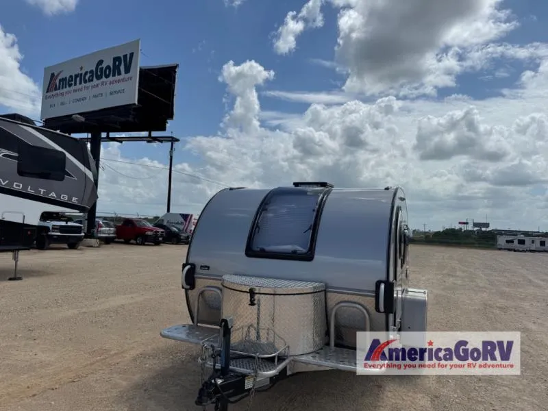 2017 nuCamp RV T@G Used    MAX XL - Photo 2