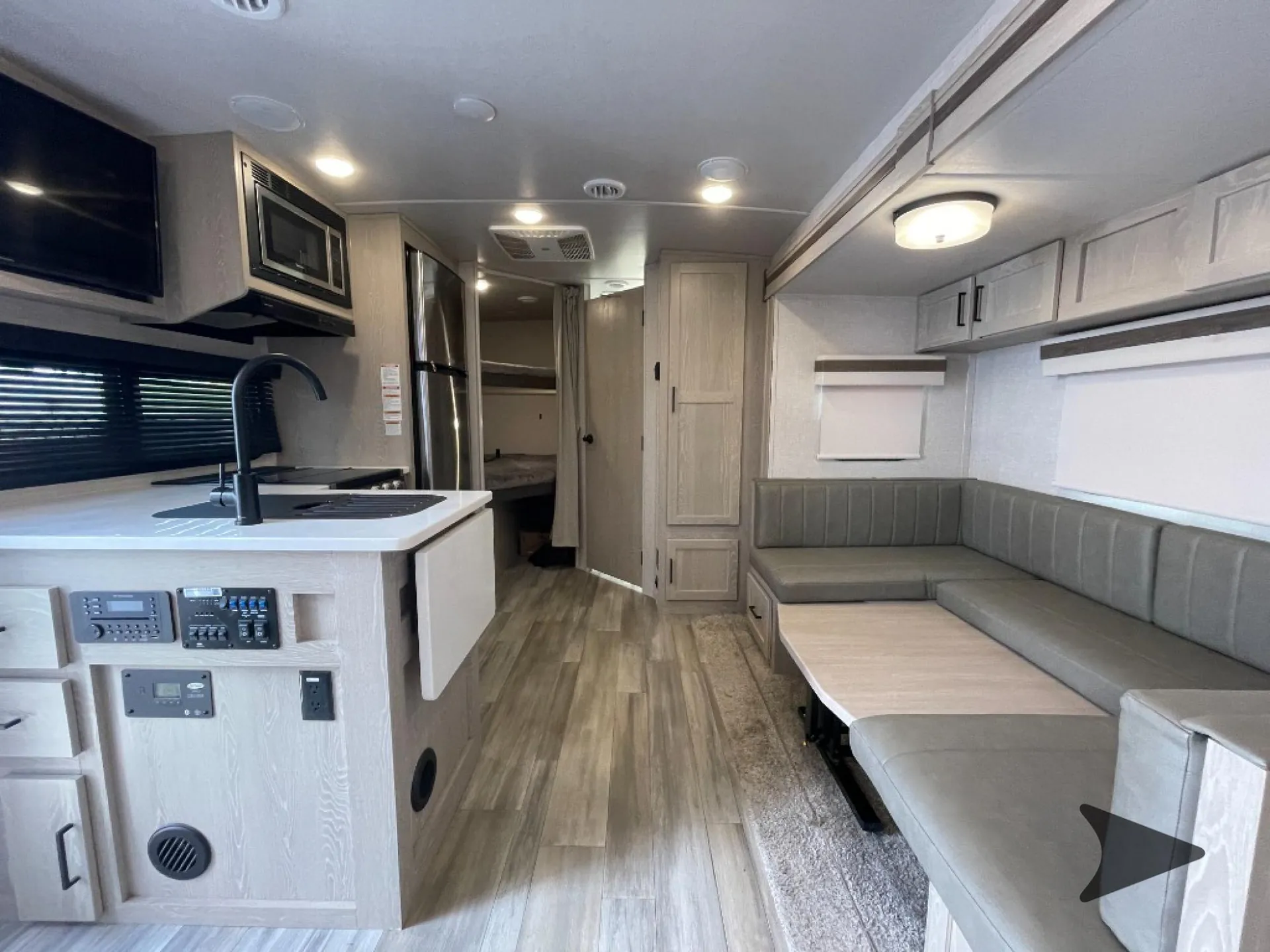 2022 Forest River Rockwood Mini Lite 2509S — Photo 6