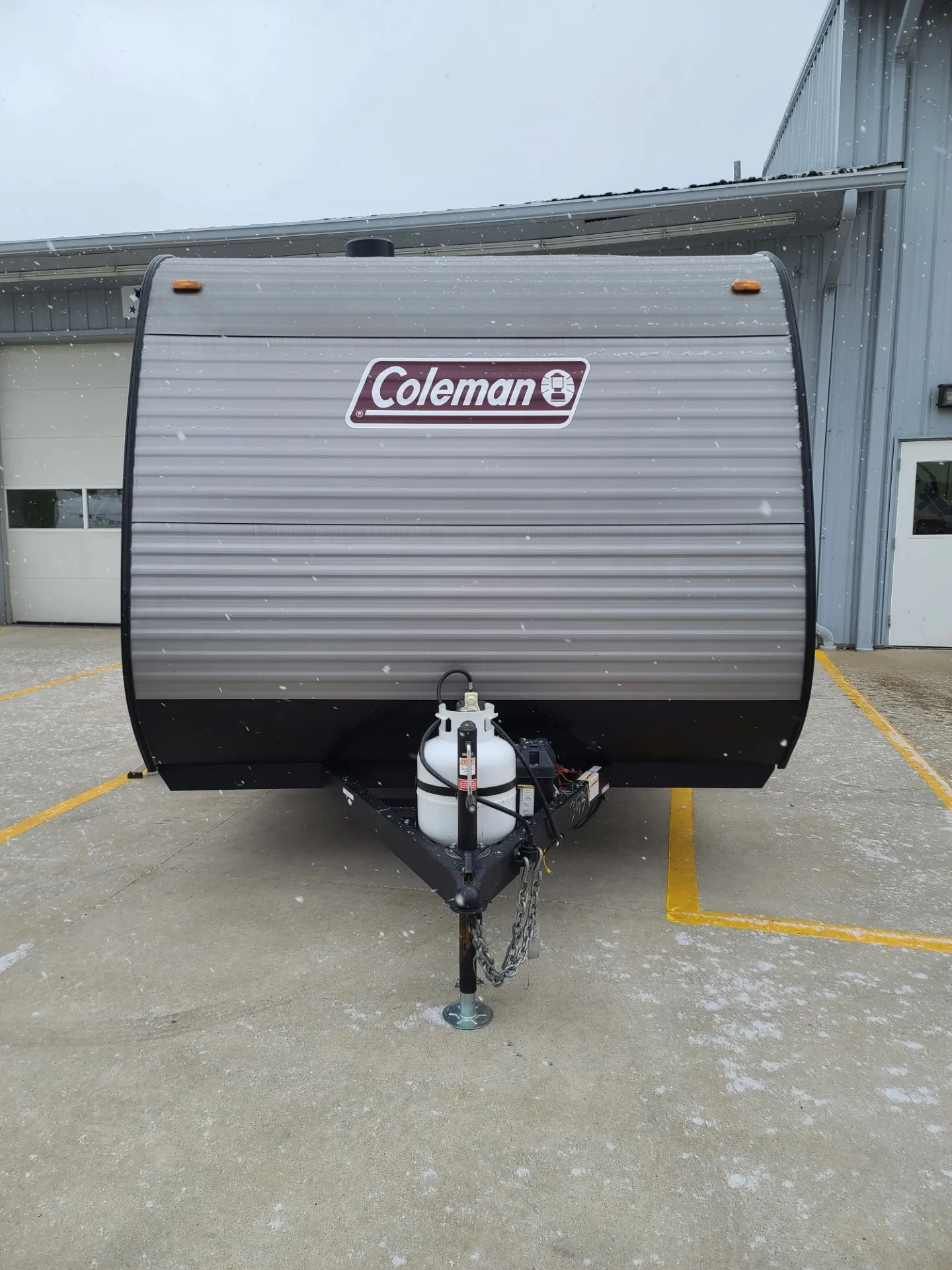 2024 Dutchmen Coleman 17R - Photo 3