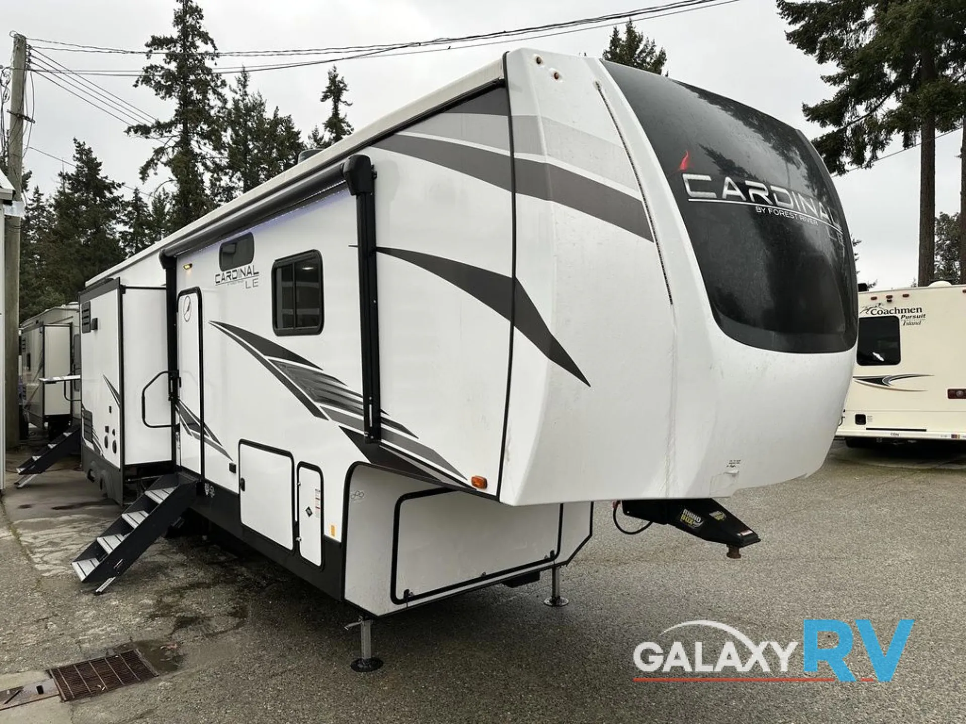 2022 Forest River Cardinal Limited 383BHLE - Photo 2