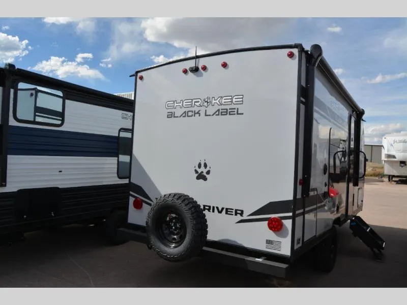 2026 Forest River Cherokee Wolf Pup Black Label 16FQWBL - Photo 3