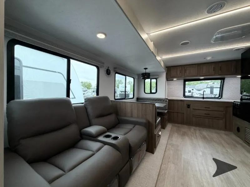 2026 Coachmen Freedom Express Ultra Lite 259FKDS - Photo 3