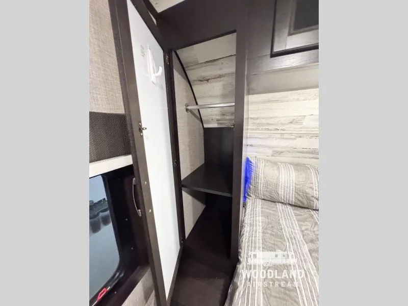 2023 Jayco Jay Feather 22RB - Photo 3