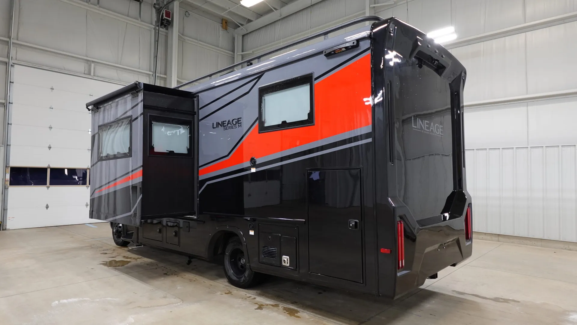 2026 Grand Design Lineage Series M 25TK - Photo 4