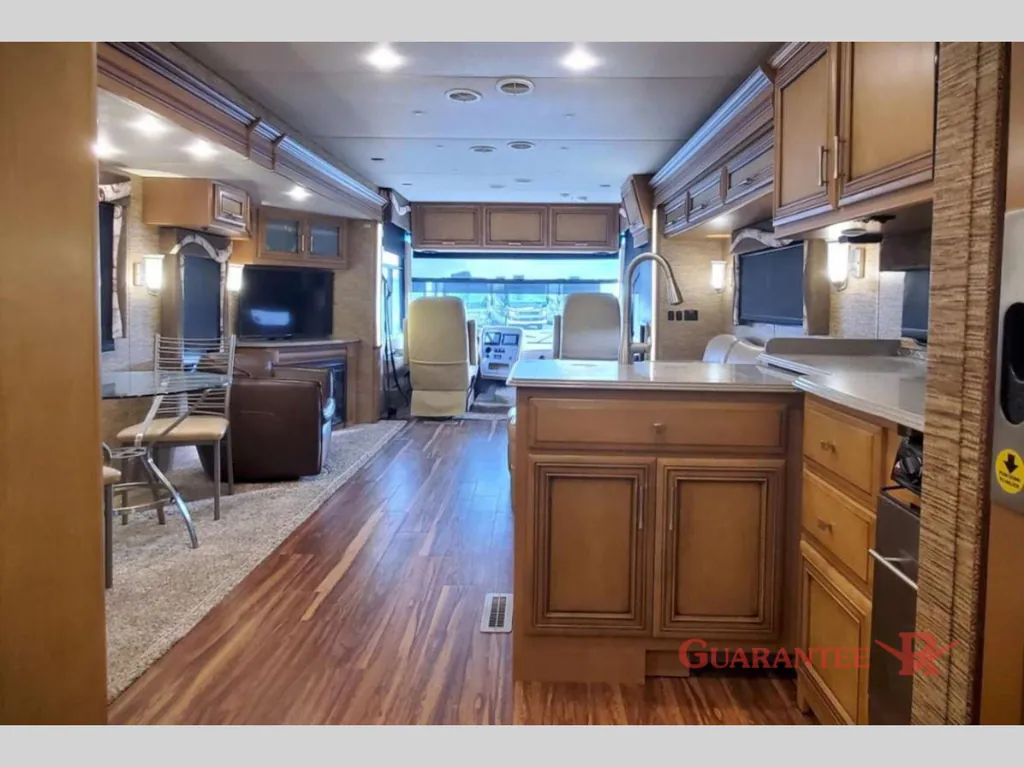 2017 Newmar Canyon Star 3914, Photos photo 9