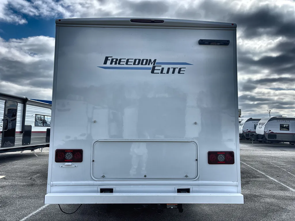 2026 Thor Motor Coach Freedom Elite 28HZ, Photos photo 7