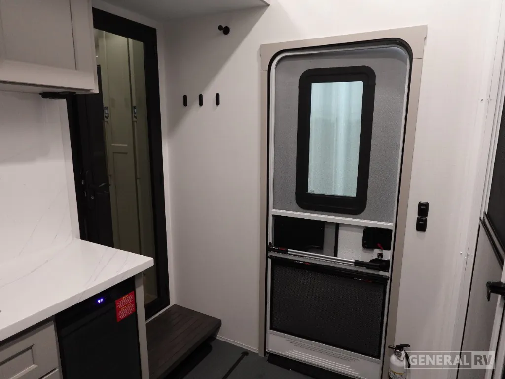 2025 Brinkley Model G 3250, Photos photo 31