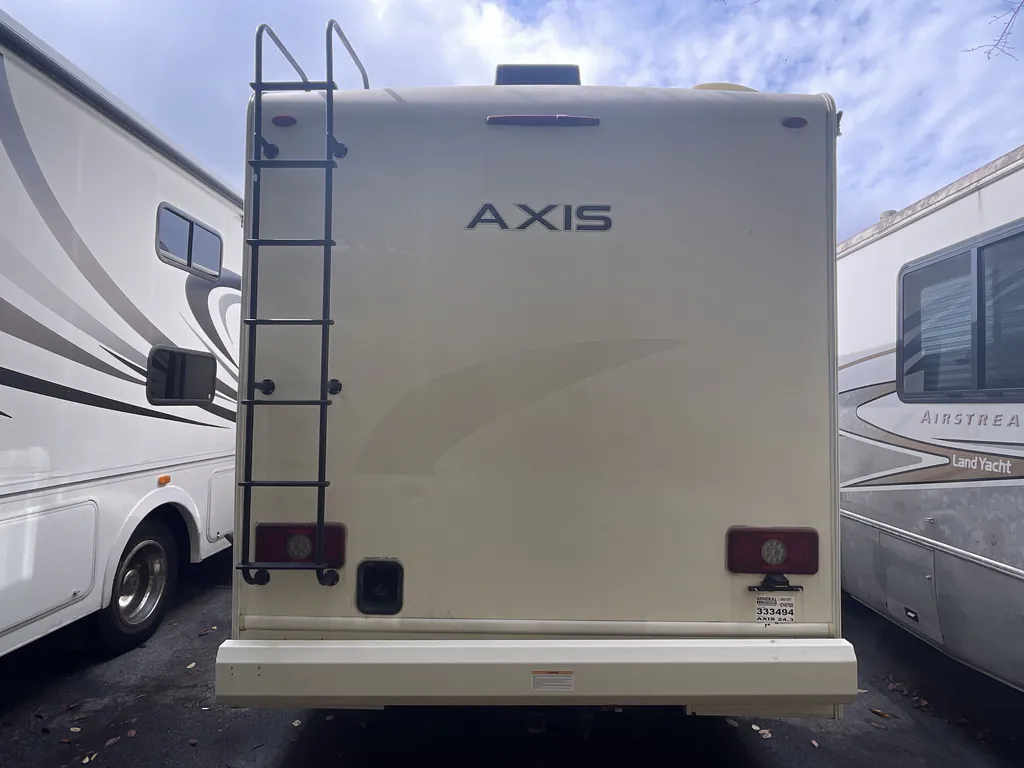 2022 Thor Motor Coach Axis 24.3, Photos photo 7