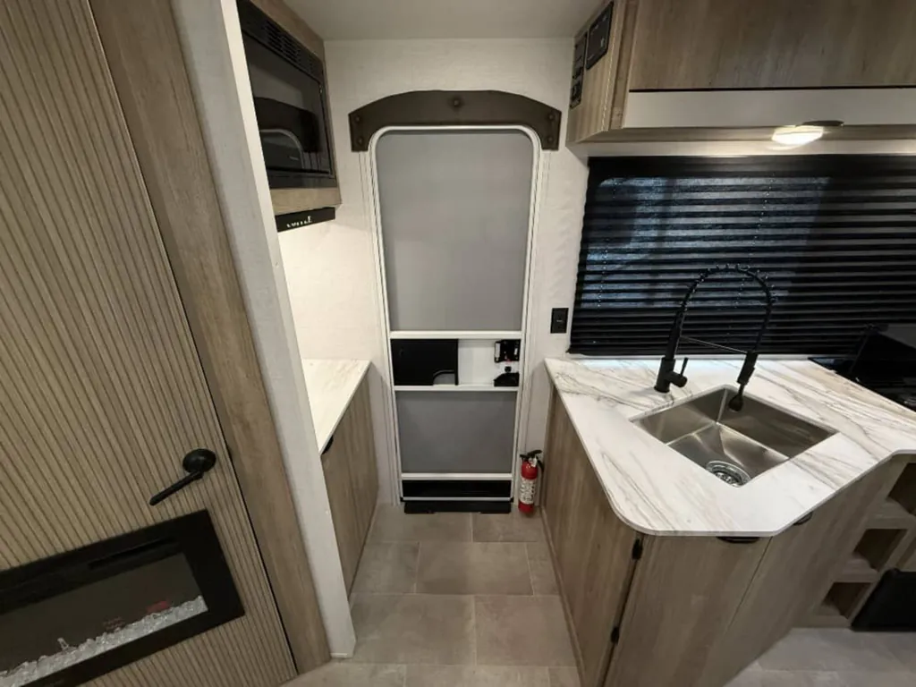 2026 Forest River Airelume 325, Photos photo 8