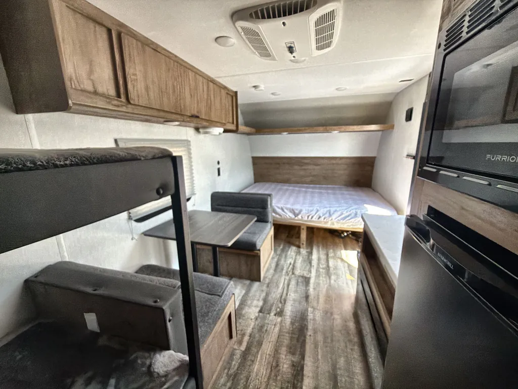 2024 Forest River Cherokee Wolf Den 16EV, Photos photo 15