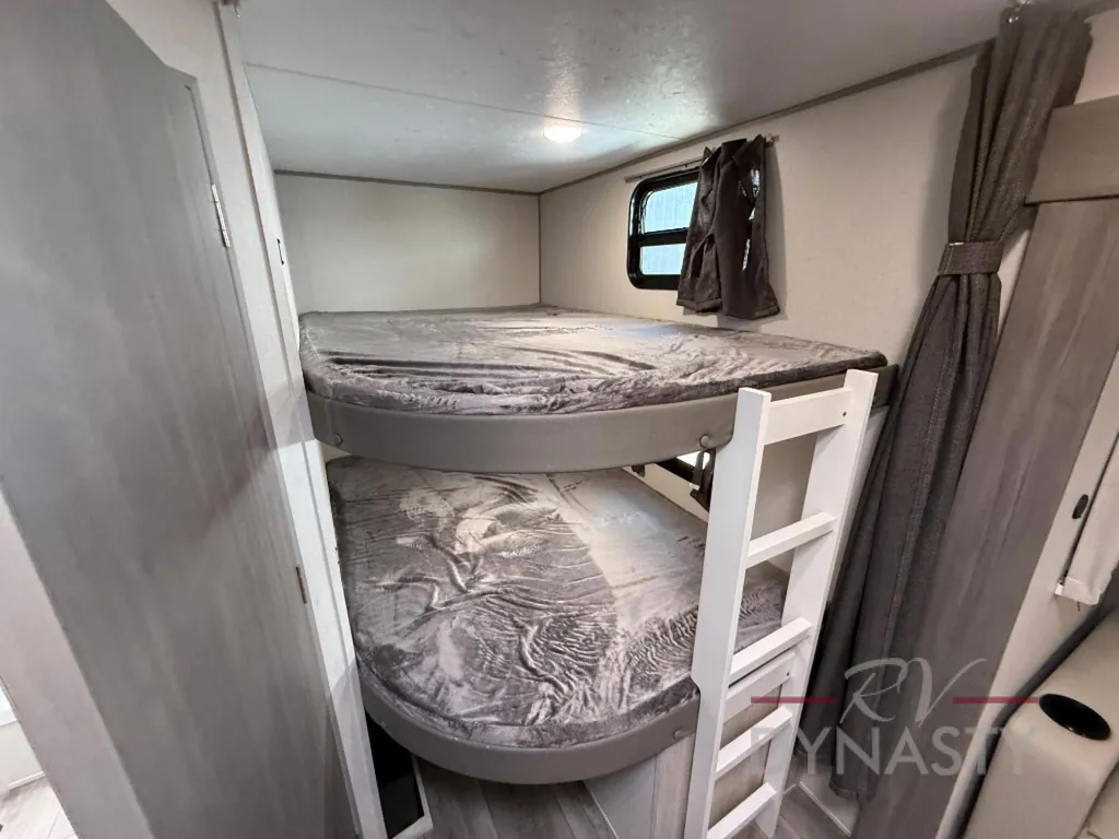 2026 Coachmen Catalina Legacy Edition 273DBHCK, Photos photo 58