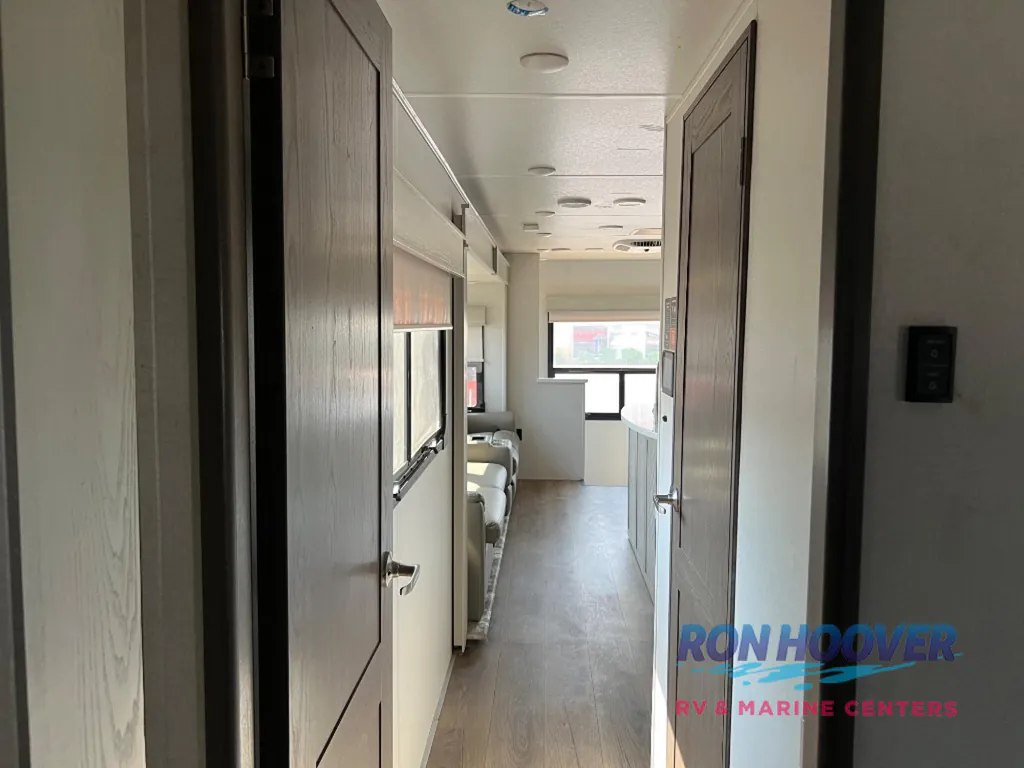 2023 Palomino River Ranch 391MK, Photos photo 23