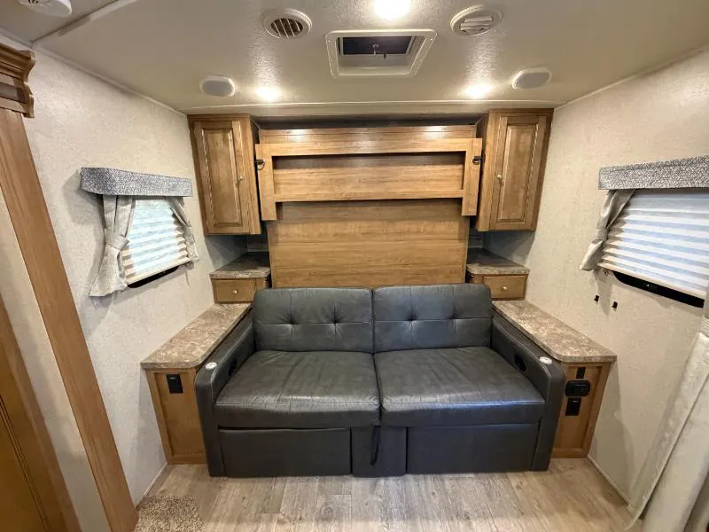 2019 Forest River Rockwood Mini Lite 2509S, Photos photo 4