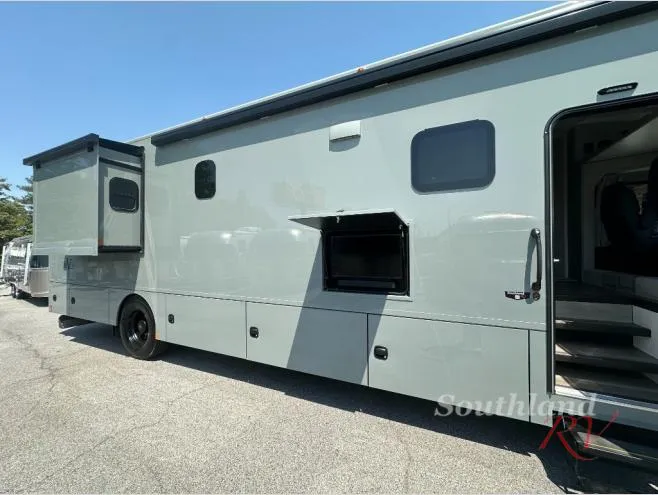 2026 Renegade RV Verona 40VRB - Photo 3