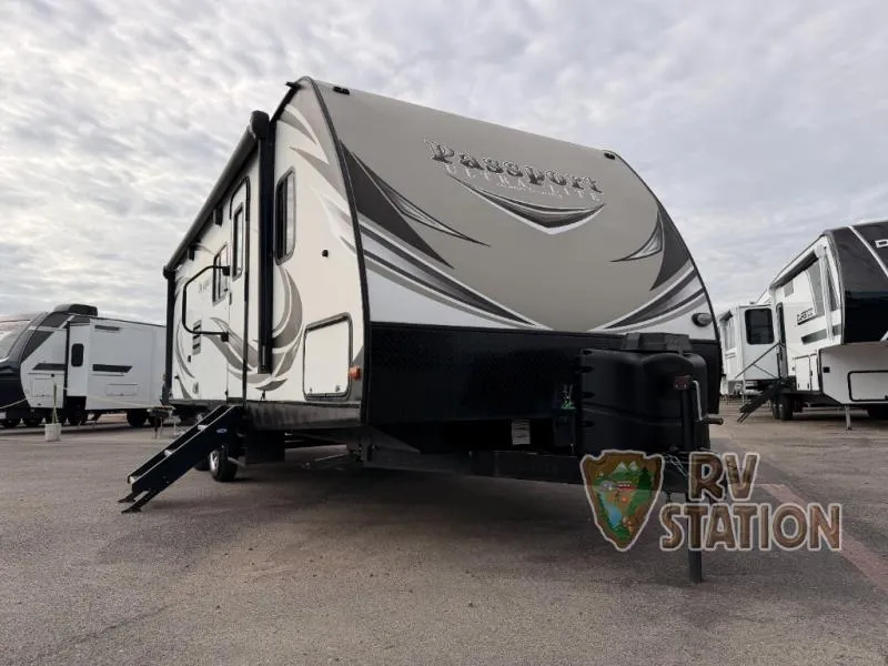 2018 Keystone RV Passport Used    2510RB Grand Touring - Main photo