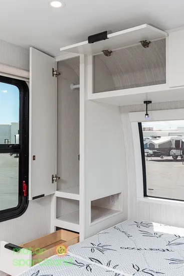 2026 Winnebago Thrive 22MBH - Photo 2