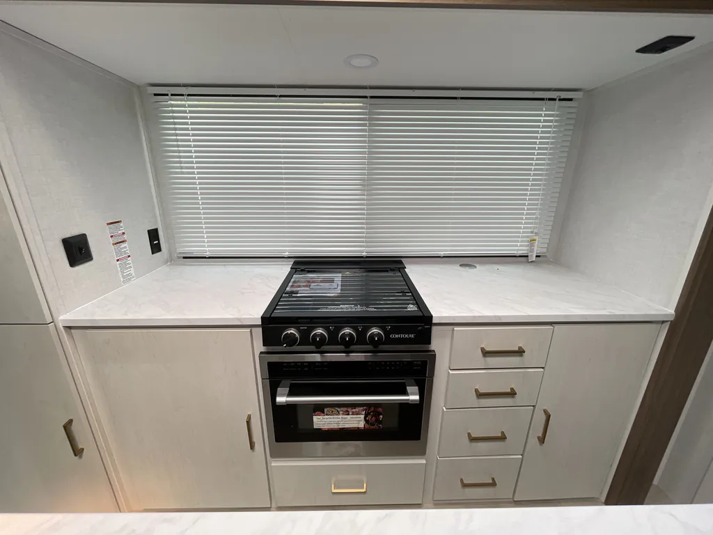 2026 Forest River Vibe 3400XL, Photos photo 8