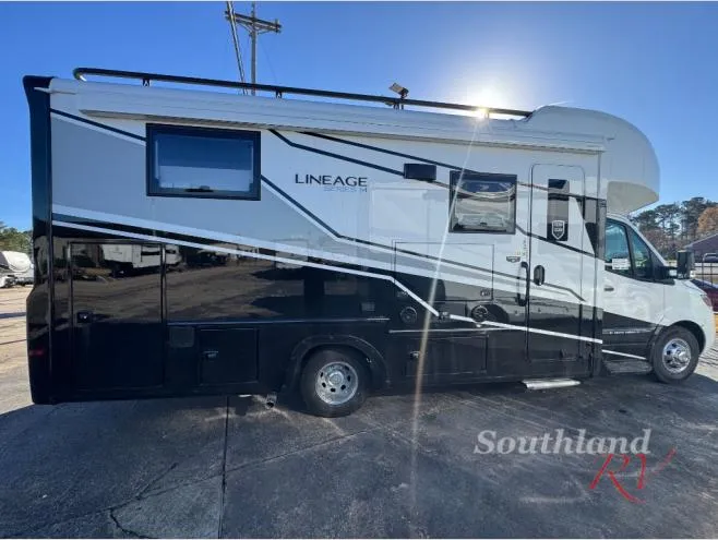 2026 Grand Design Lineage Series M 25TK - Photo 3