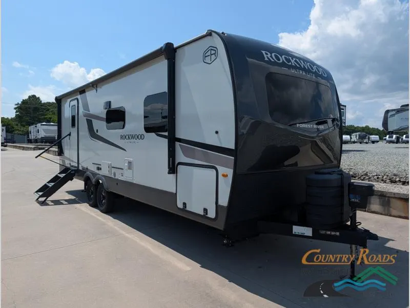 2026 Forest River Rockwood Ultra Lite 2606WS - Photo 2