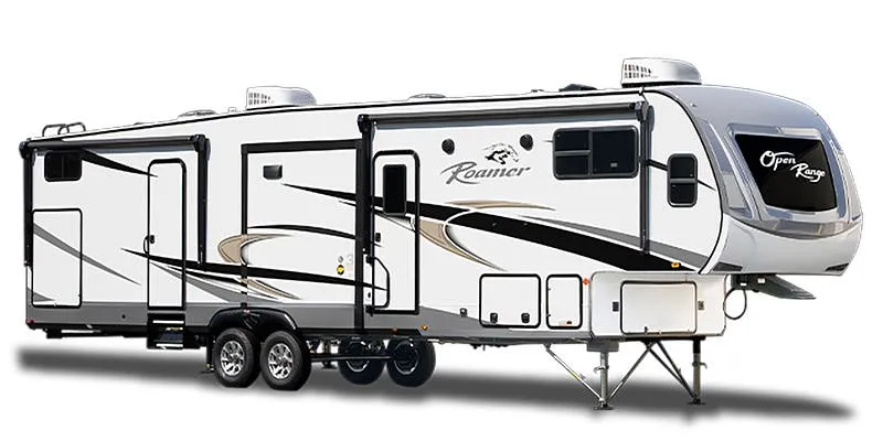 Highland Ridge Roamer 364BHS exterior