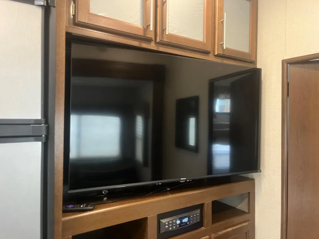 2019 Forest River Wildcat 31BH, Photos photo 12