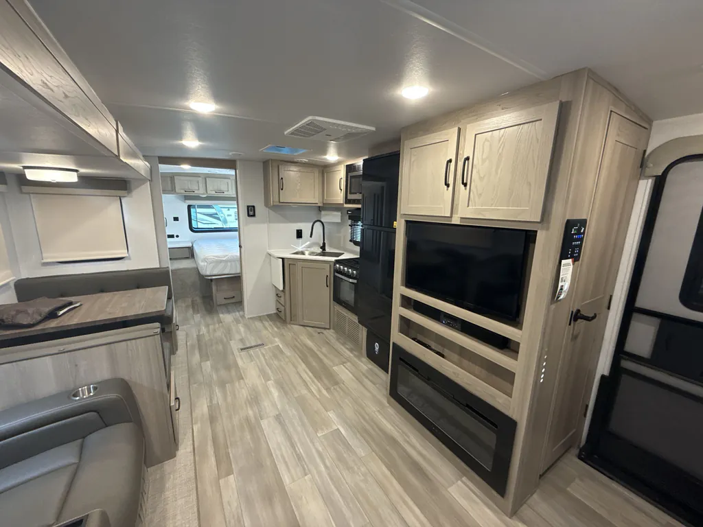 2024 Forest River Flagstaff Super Lite 26RBWS, Photos photo 3