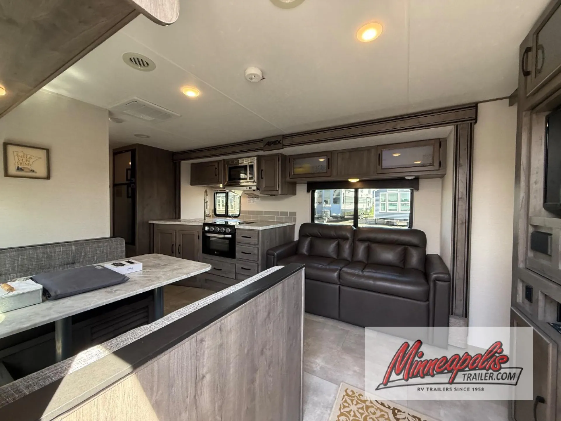 2021 Coachmen Apex 300BHS - Photo 3