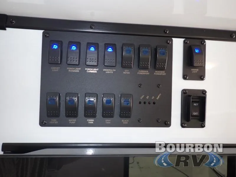 2026 Encore RV Venu 17TB - Photo 3