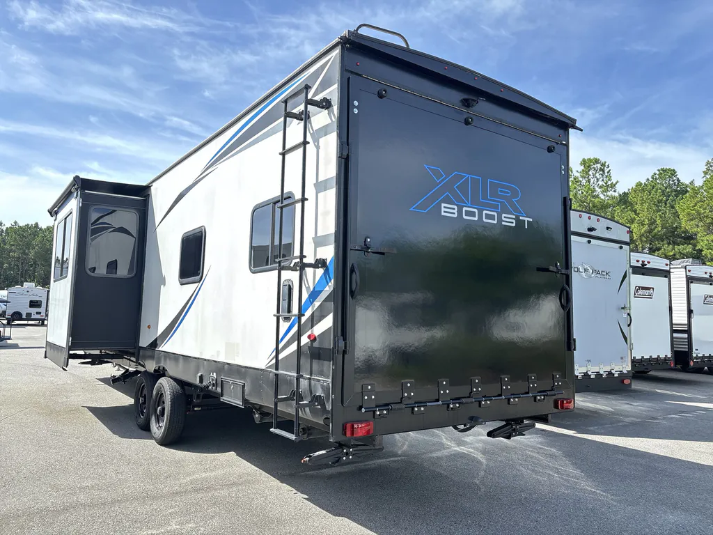 2022 Forest River XLR Boost 31QB, Photos photo 8